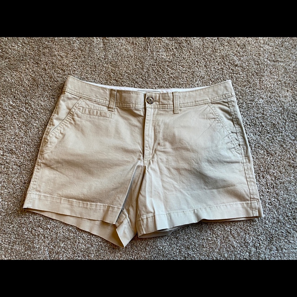 Old Navy khaki shorts